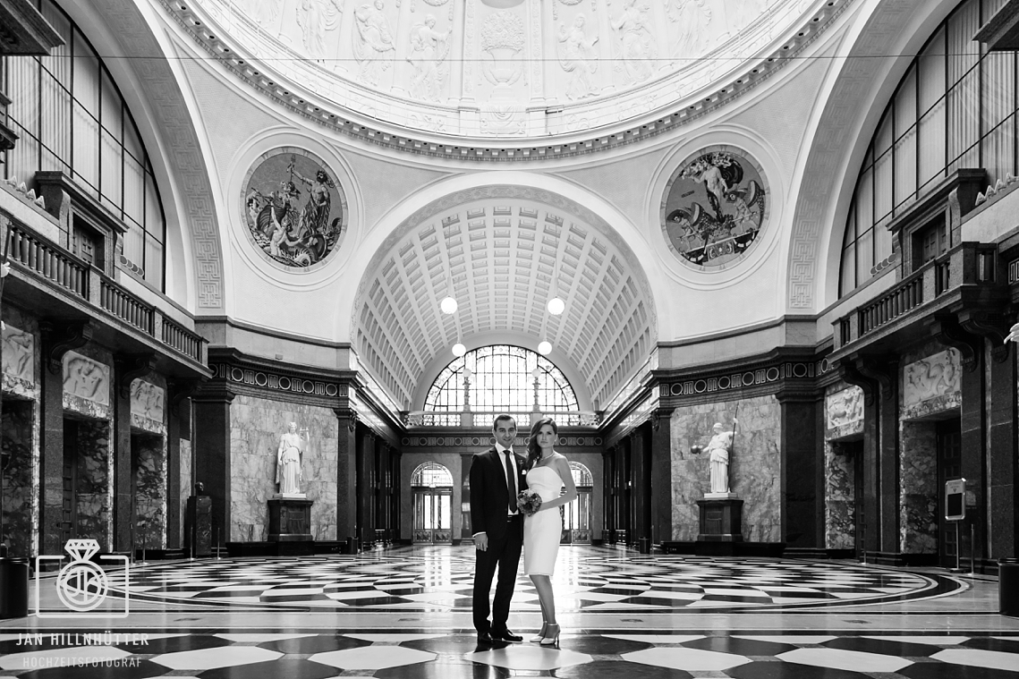 Hochzeitsfotograf Wiesbaden Brautpaar SW Kurhaus Wiesbaden