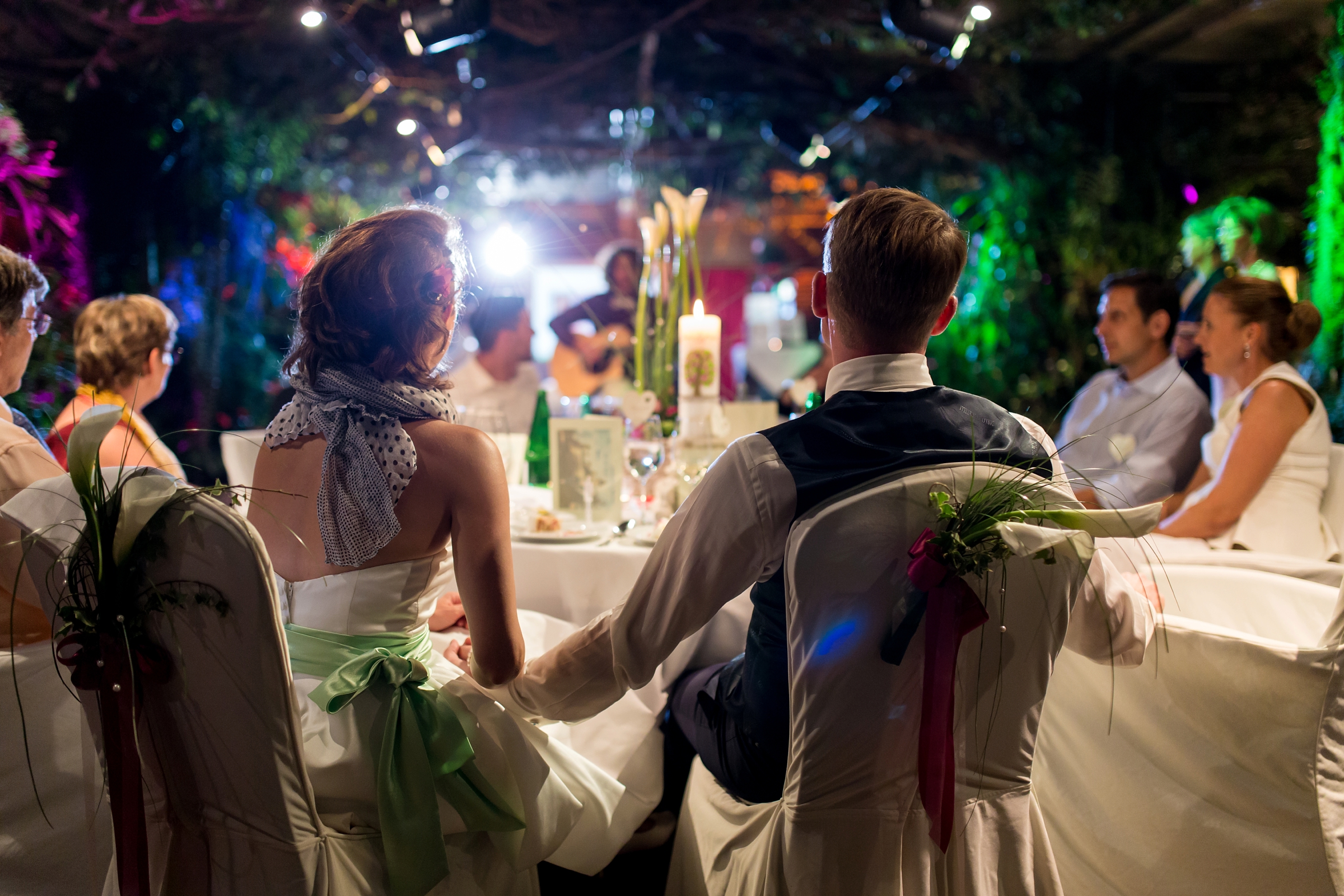 Hochzeitsfotograf-Zuerich-Giardino-Verde-romantisches-Brautpaar