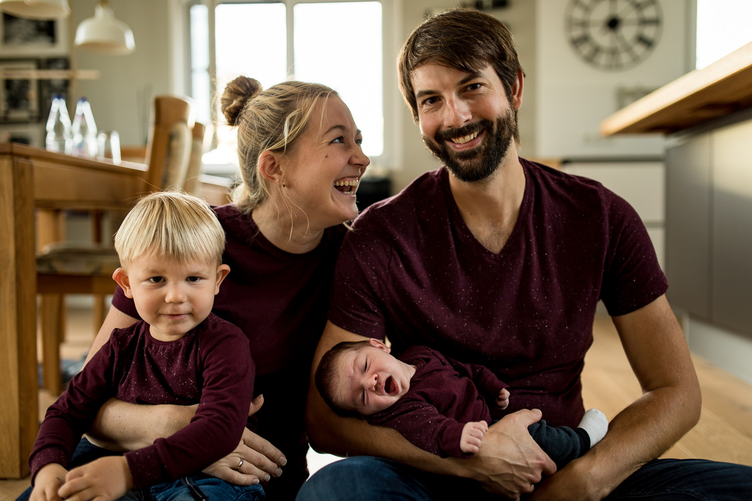 Familienfotos zu Hause